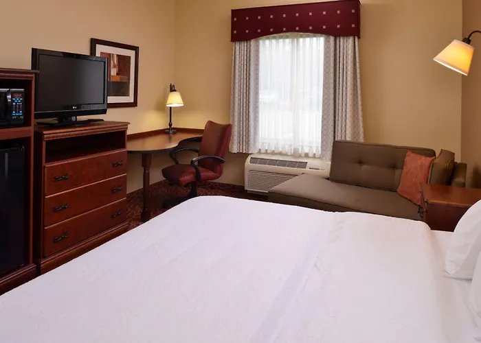Hampton By Hilton 3*
