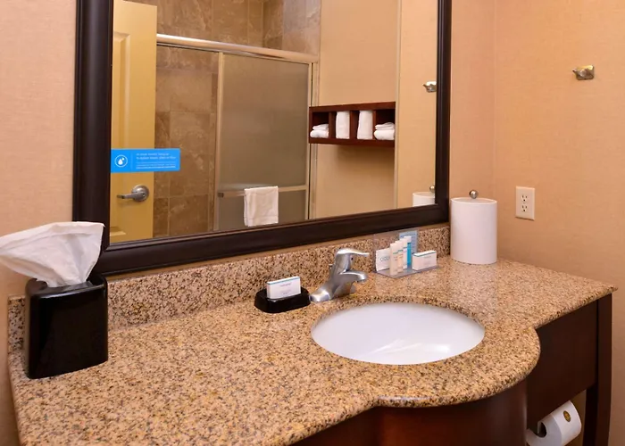Hampton By Hilton Hotel 3*