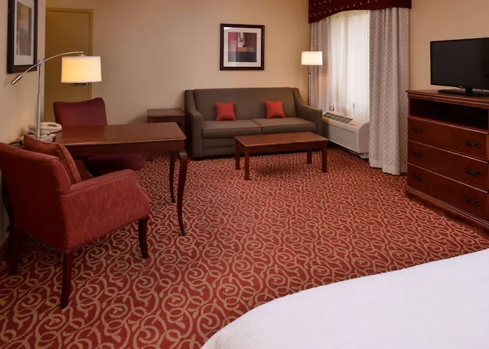 Hampton By Hilton 3*