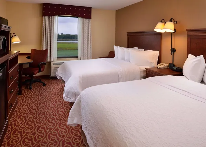 Hampton By Hilton 3*