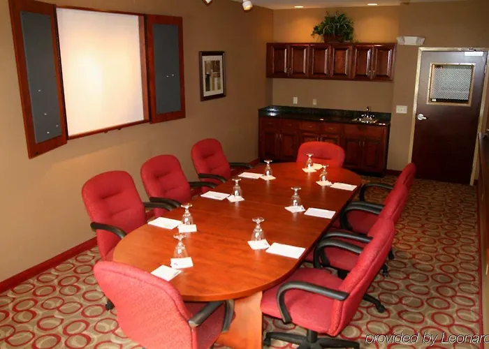 Hampton By Hilton 3* Lincoln
