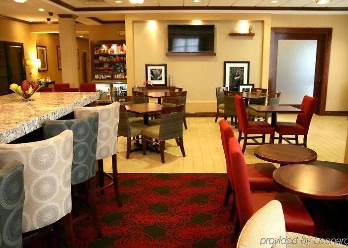 Hampton By Hilton 3*