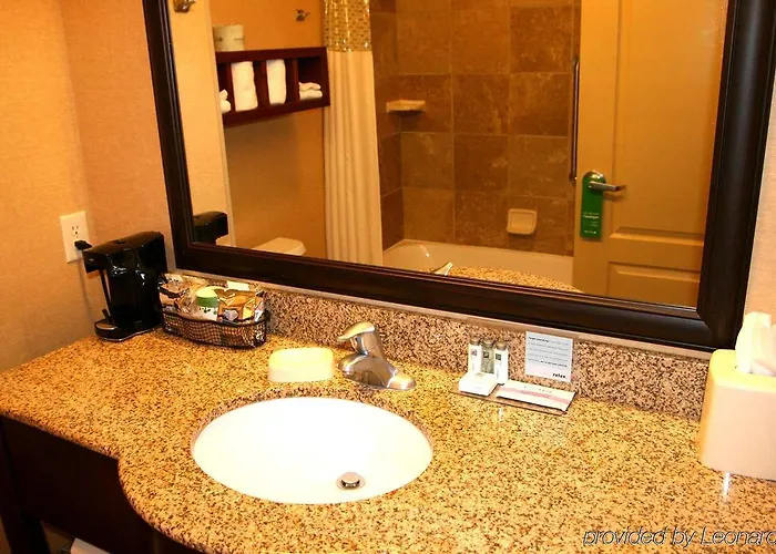 Hampton By Hilton Hotel 3*